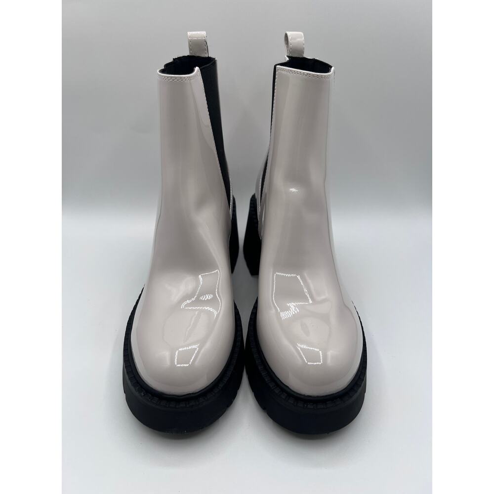 MADDEN GIRL TRUST LUG-SOLE CHELSEA BOOTIES BONE OFF WHITE PATENT WOMENS 9.5M NEW - Picture 5 of 13